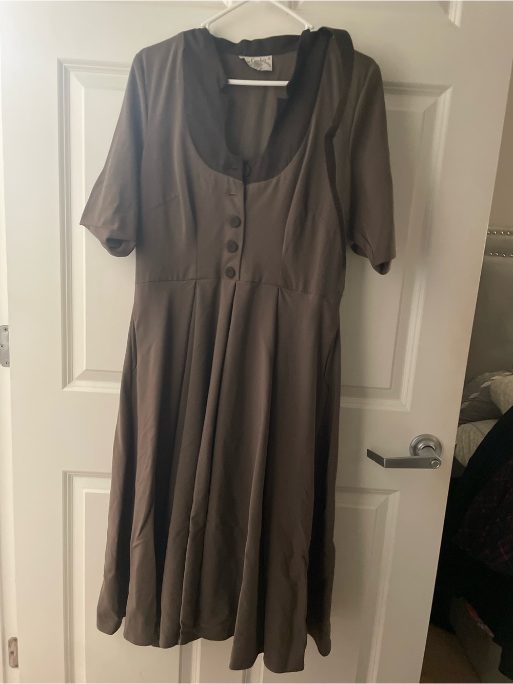 Brown Midi Dress with Scoop Collar and Button-Front Detail